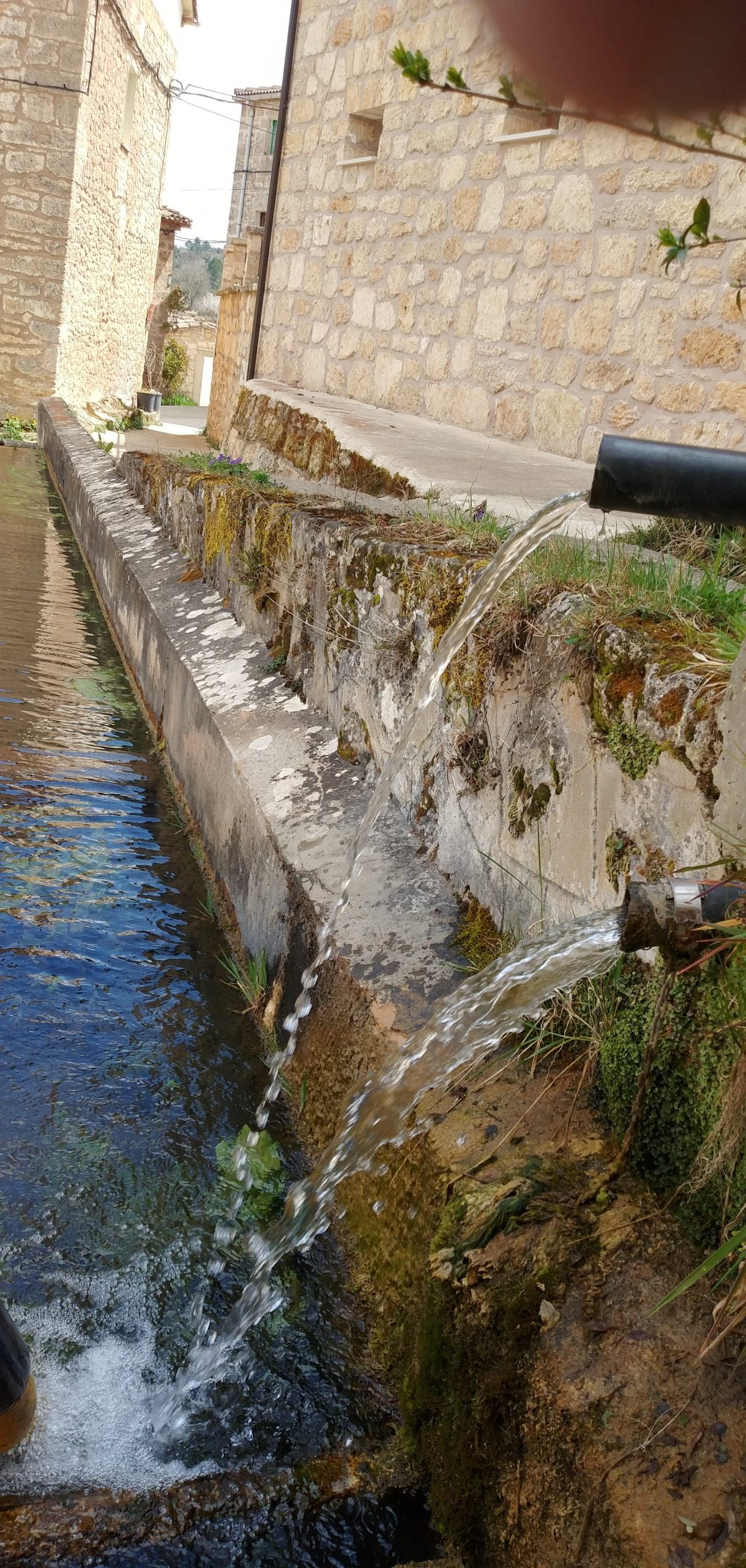 DESCUBRIR EL VALLE DE LAS CADERECHAS Casona Indiana de Ayuelas